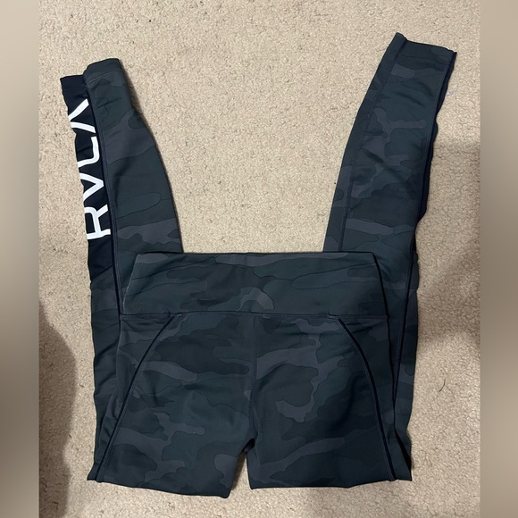 RVCA CAMO LEGGINGS - Picture 13 of 16